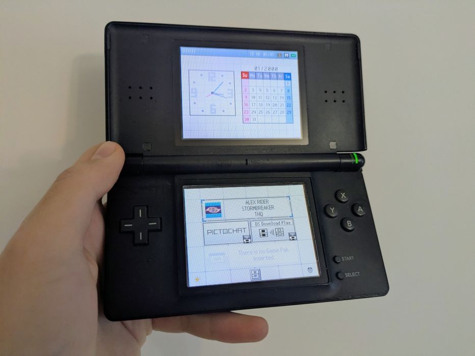 Nintendo DS Lite