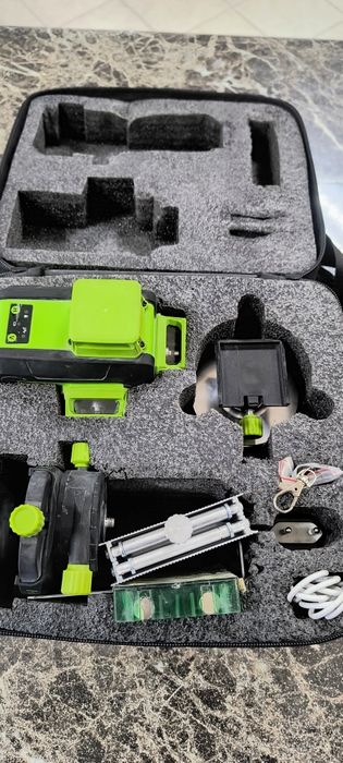 Лазерен нивелир Huepar 904DG