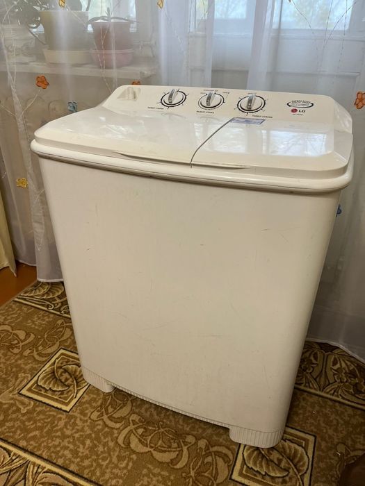 Стиральная машина LG полуавтомат в идеальном состоянии