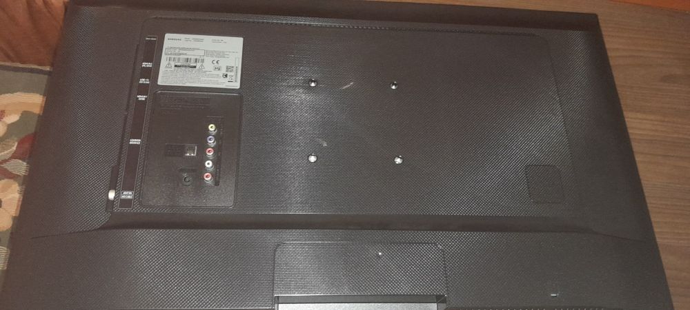 Televizor Samsung cu display spart