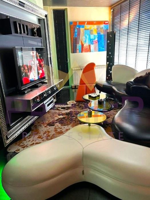 Продава се Двустаен апартамент в София, Манастирски ливади - 96 кв.м за 4500 €/кв.м - Снимка #3