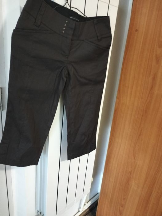 Pantaloni dama trei sferturi