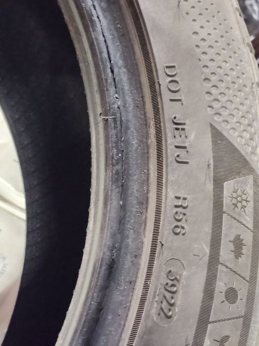 Всесезонни гуми 235 45 17