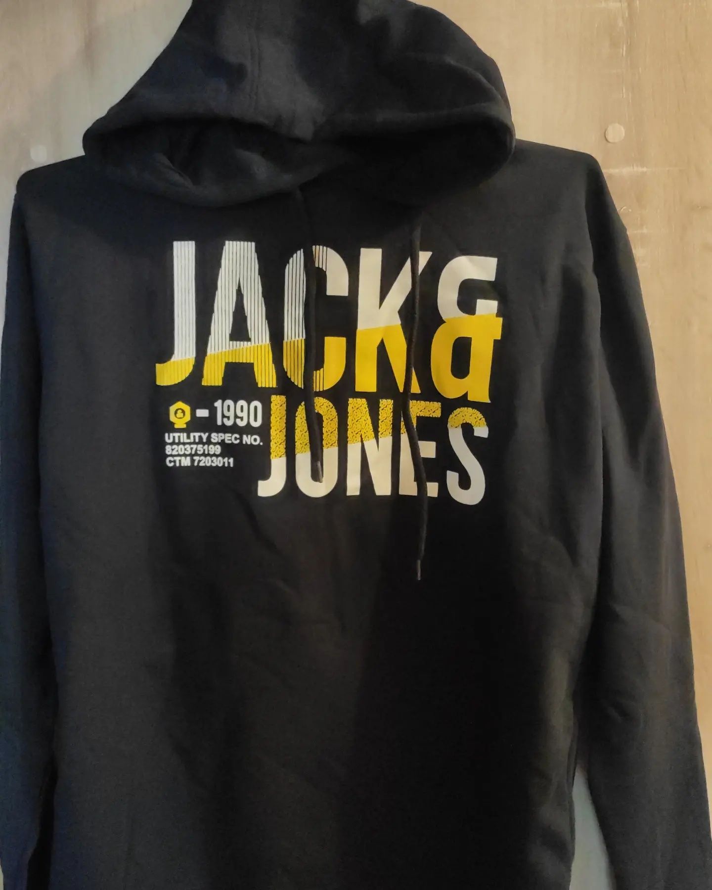 Новые утеплённые толстовки (худи) бренда "Jack&Jones"