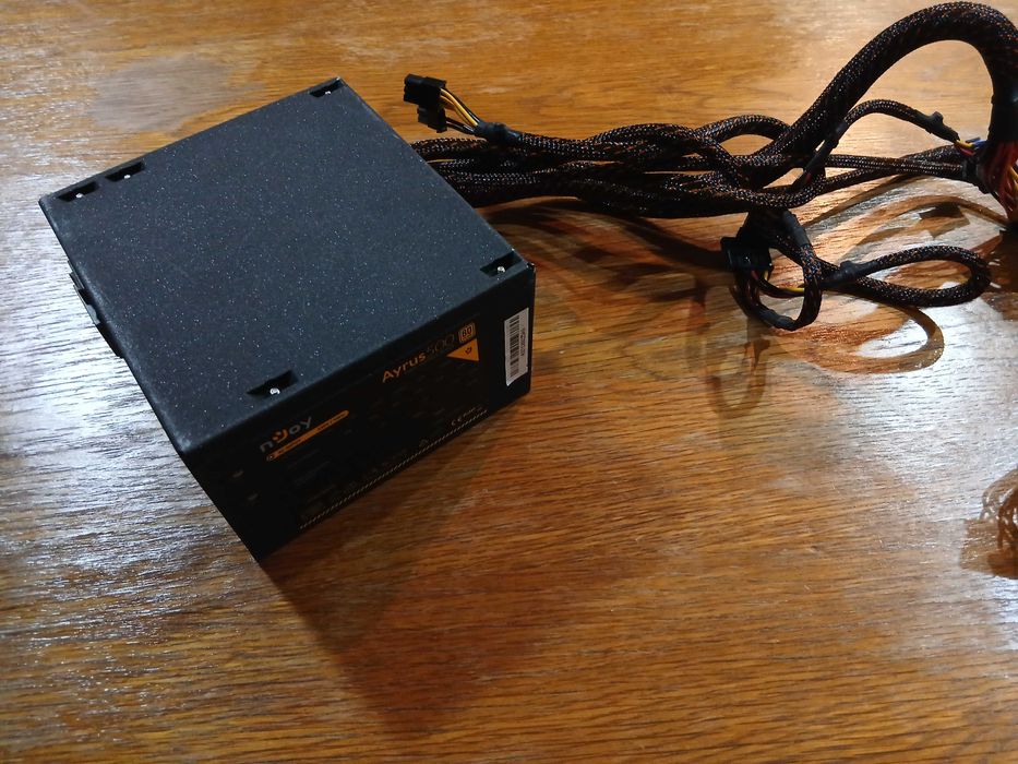 sursa nJoy Ayrus 500W