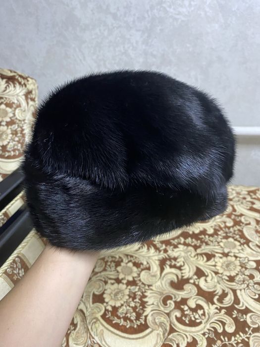Продам женскую норковую шапку