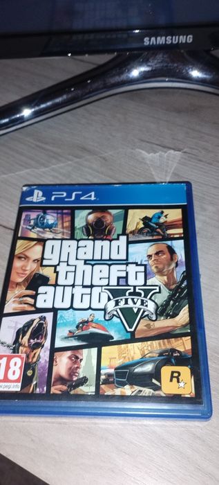 :GTA 5 editia pentru playstation 4
