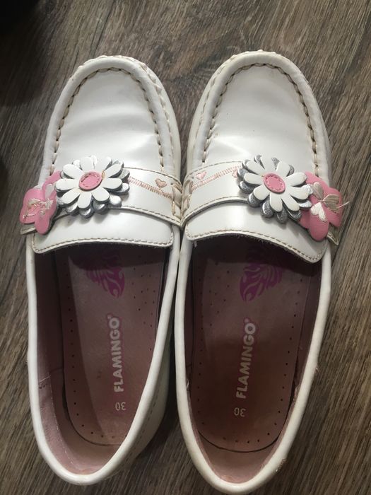 Обувь на девочку-30 размер,новые