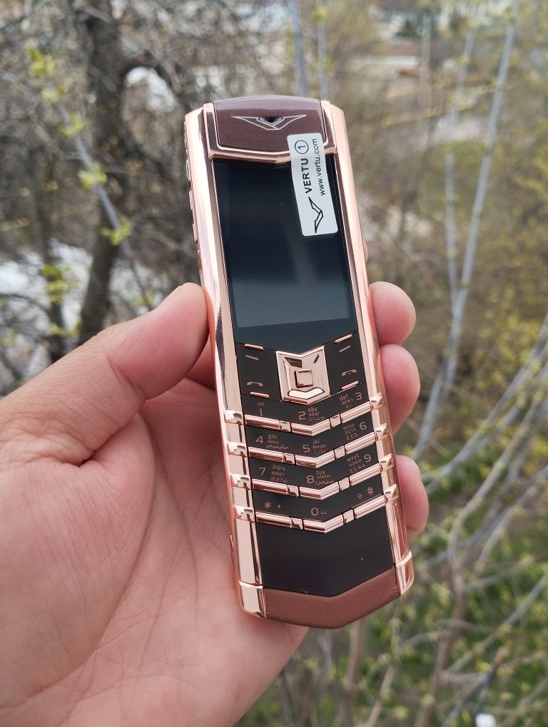 Vertu классические модели класса люкс