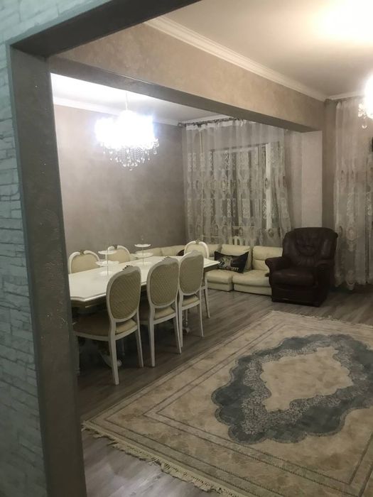 Юнусабад 14. 4/1/5..с ремонтом.