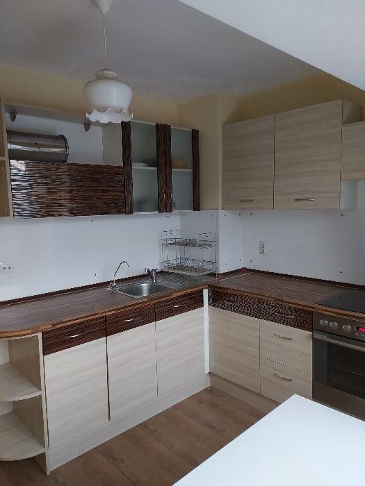 Дава се под наем Двустаен апартамент в Варна, Левски - 65 кв.м за 383 € - Снимка #1