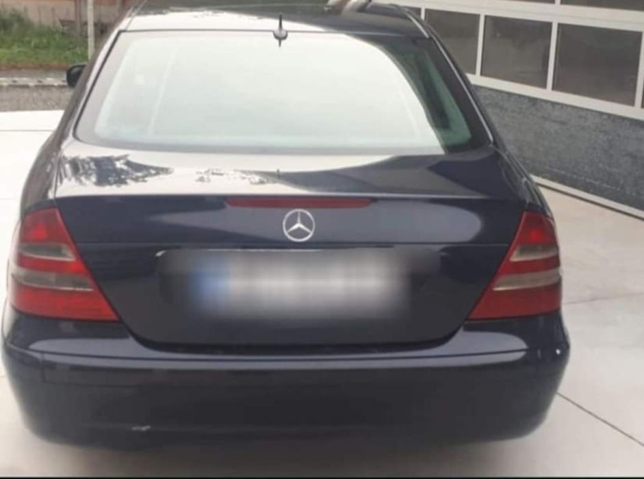 De vanzare Mercedes E220