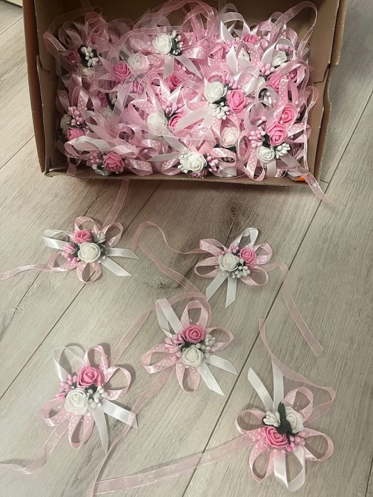 Силиконови цветя и захарни тичинки