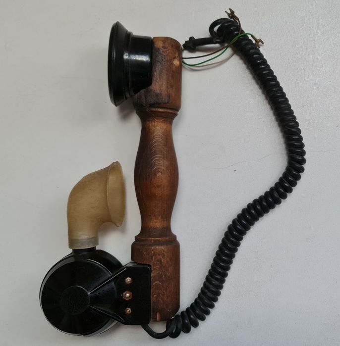Стара тел. слушалка тип СВЕЩНИК