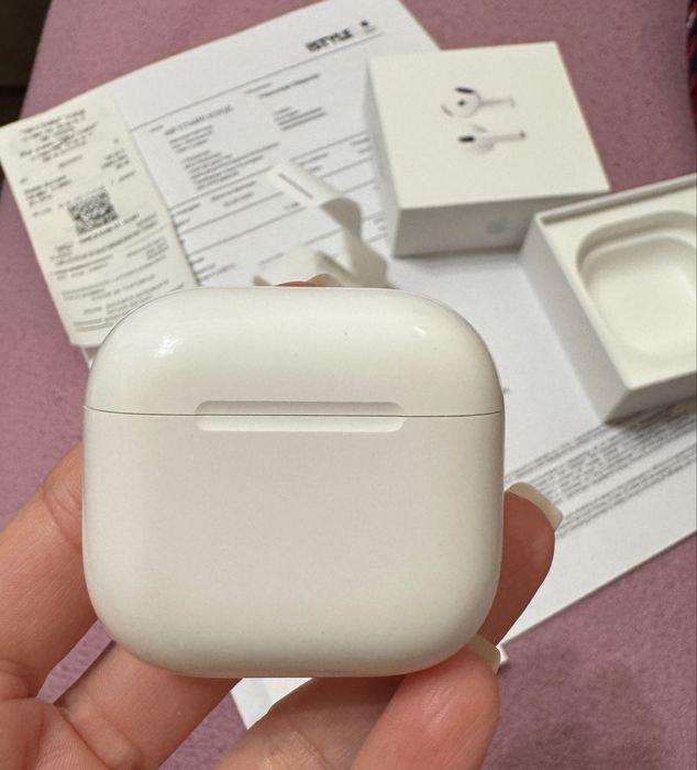 Apple AirPods 4 в гаранция