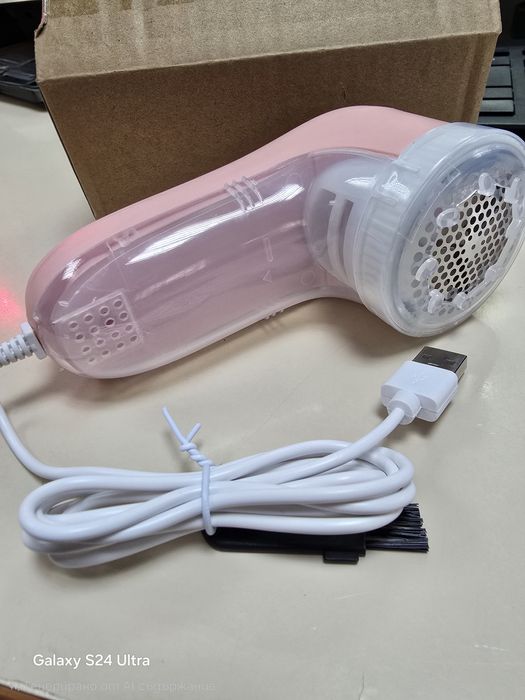 Машинка за премахване на мъх от дрехи