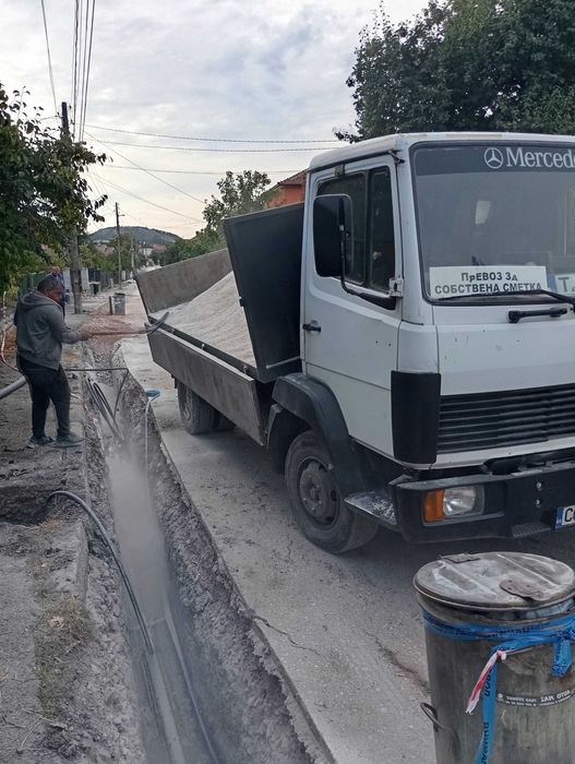 Продавам Мерцедес 814