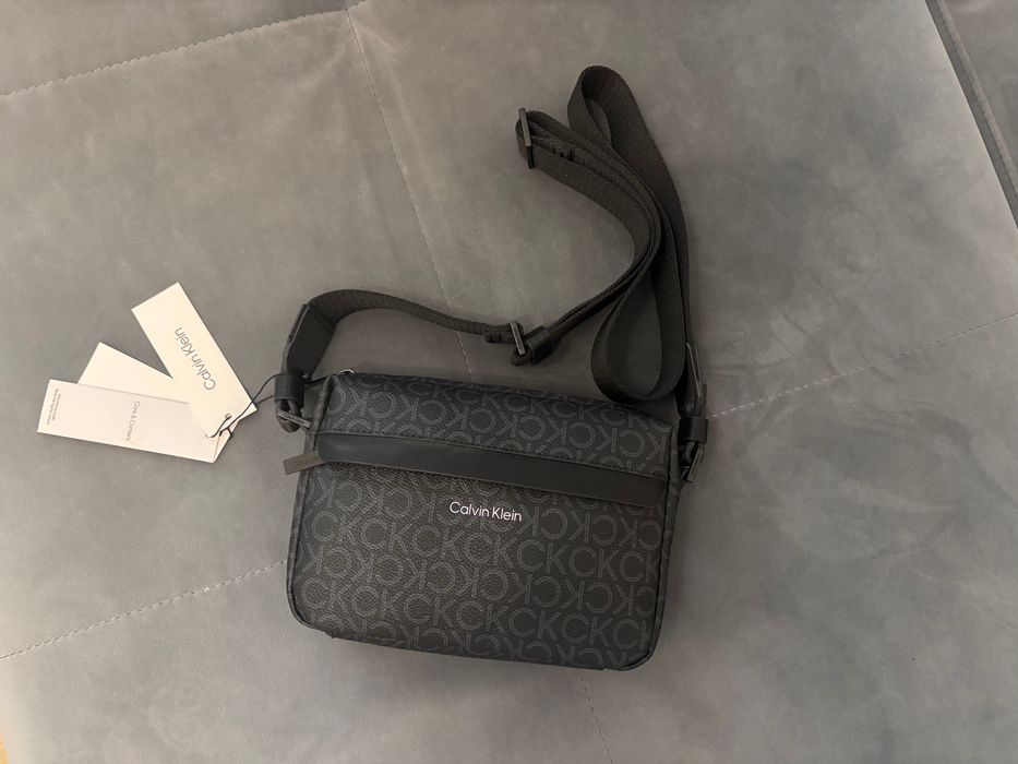 Чанта Calvin Klein
