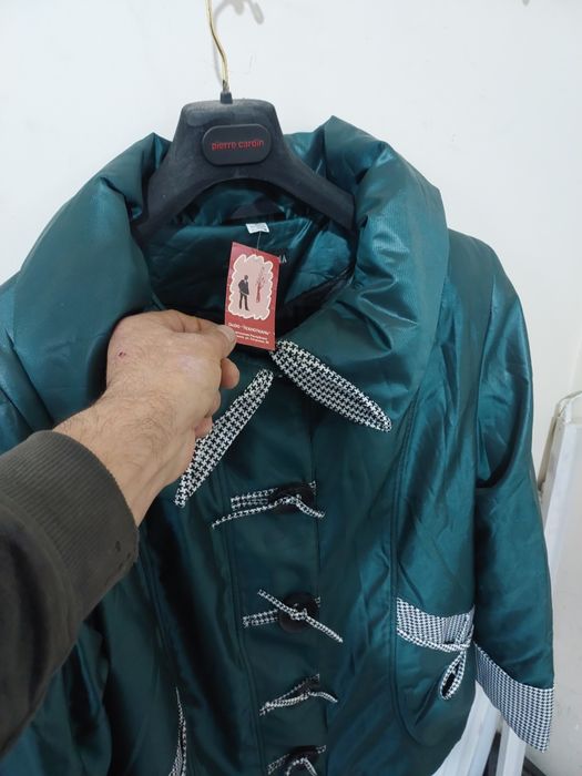 продам женский куртка тёплый