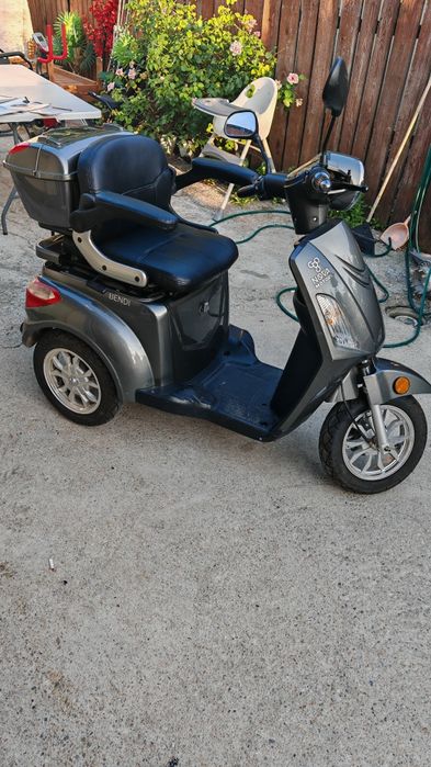Triciclu electric Bendi Nova Motors