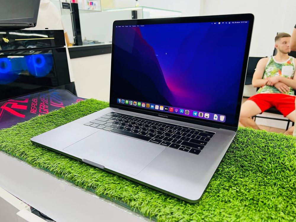 Macbook Pro (15-inch, 2017)