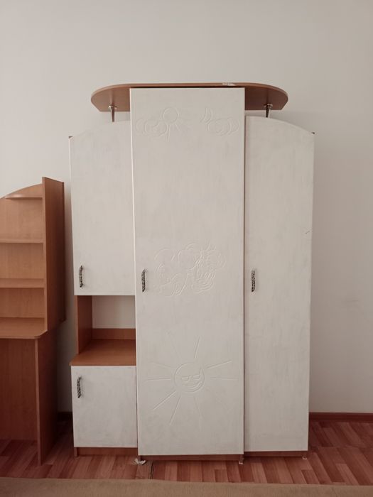 Продаю шкаф в хорошем состоянии