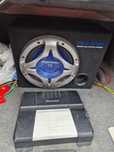 Subwoofer auto și statie