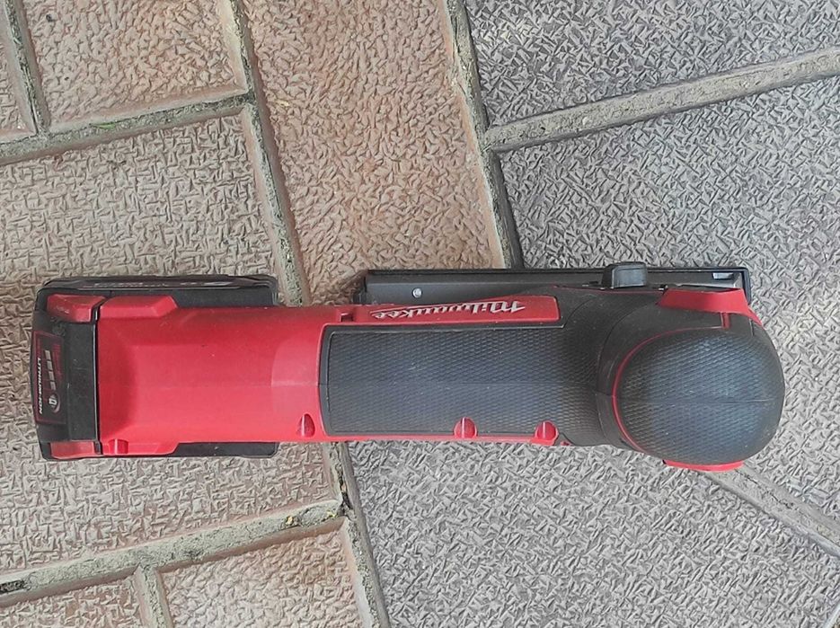 Ferăstrău pendular  MILWACKEE  M18  FBJS FUELL