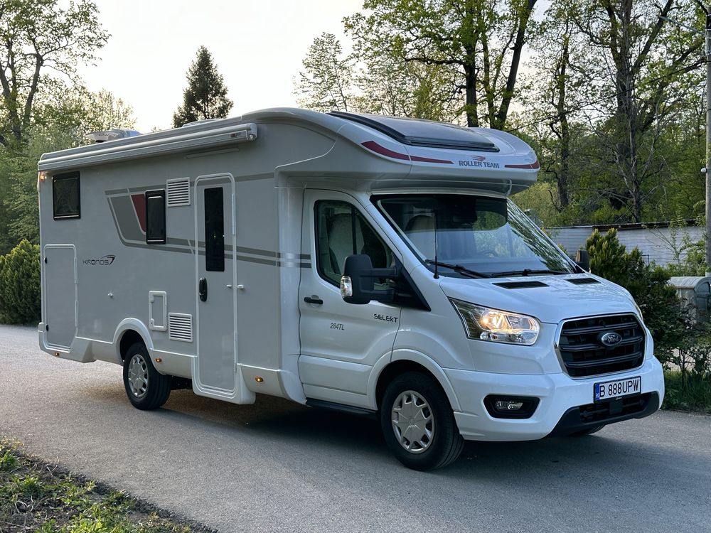 Inchiriem Autorulote de lux Mobilvetta Ford Roller Team 2024