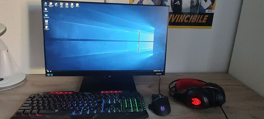 PC complet. Mai multe detalii la telefon.