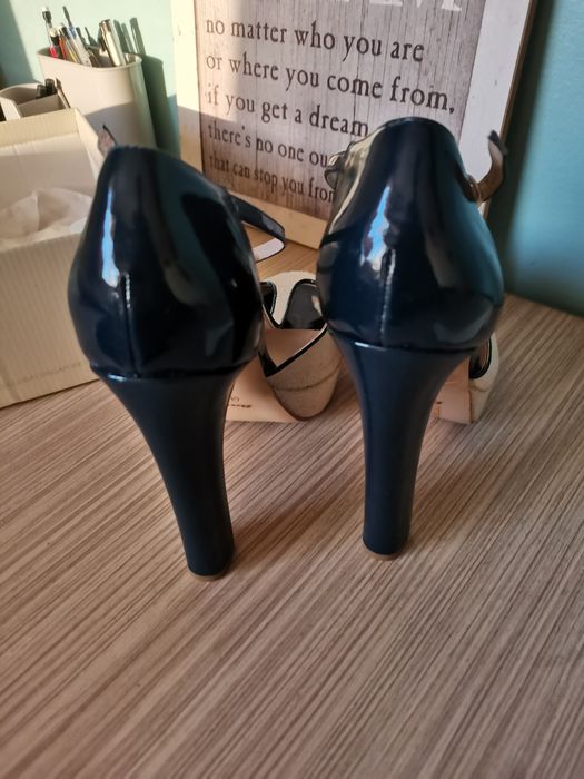 Vand sandale dama