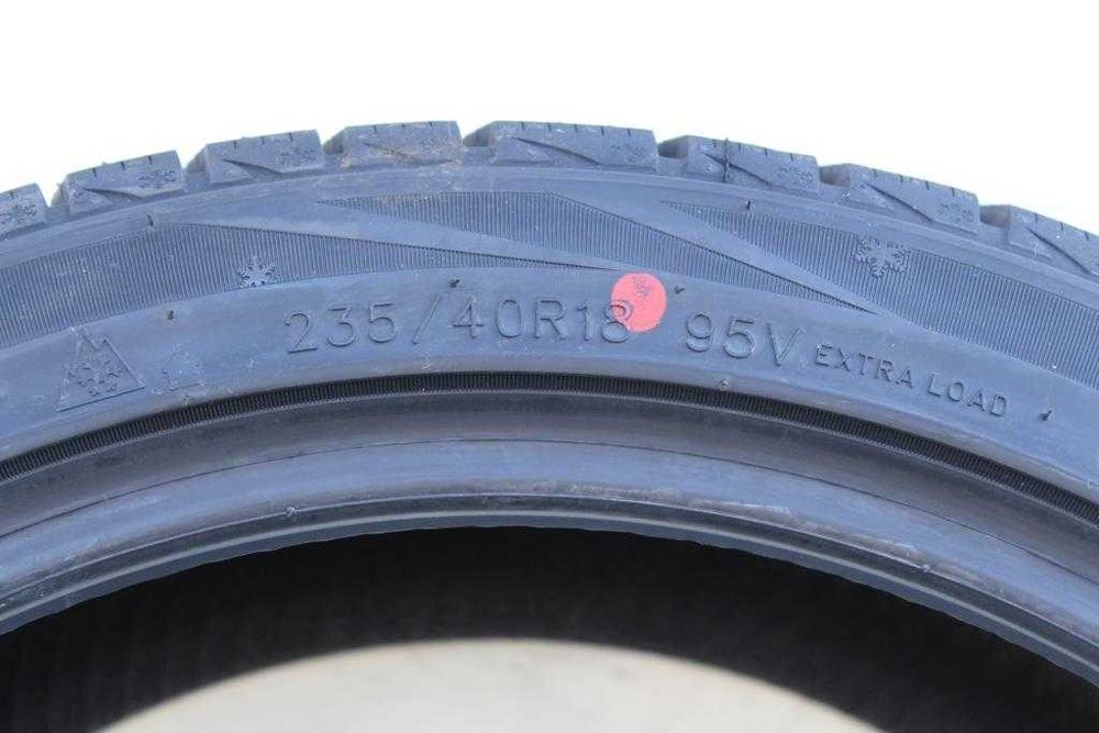 Anvelope iarna noi 235/40 R18, 95V, XL, RoadX