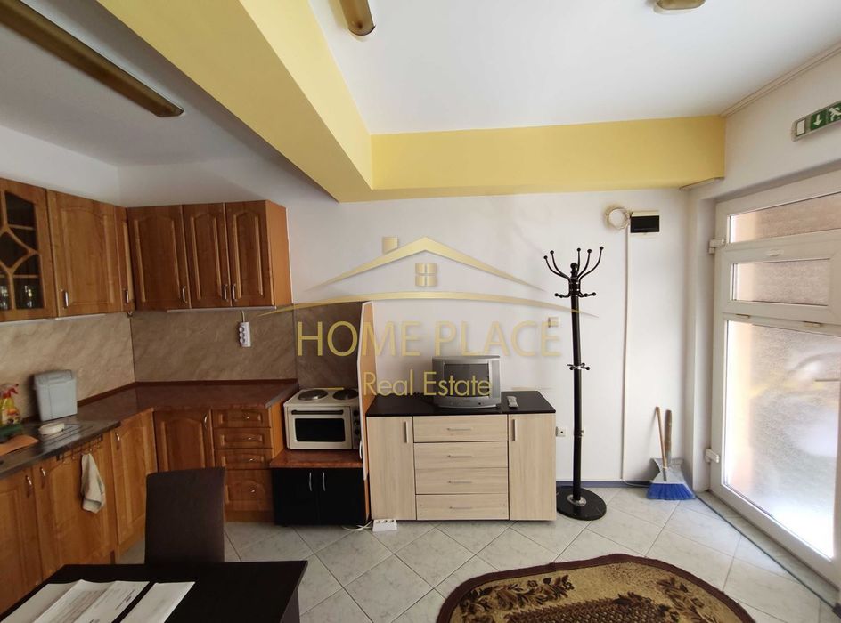 Дава се под наем Едностаен апартамент в Варна, Колхозен пазар - 28 кв.м за 204 € - Снимка #1