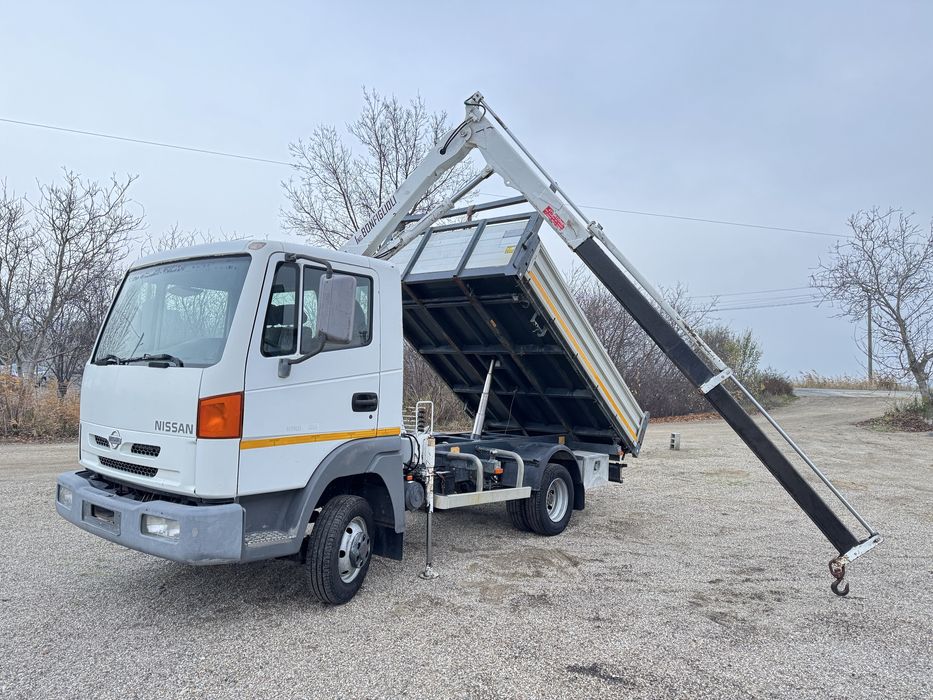 Nissan Atleon basculabil pe cutie + macara de 1700 kg .
