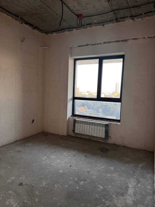 Срочно продается 1 ком-ная квартира в жк Кислород