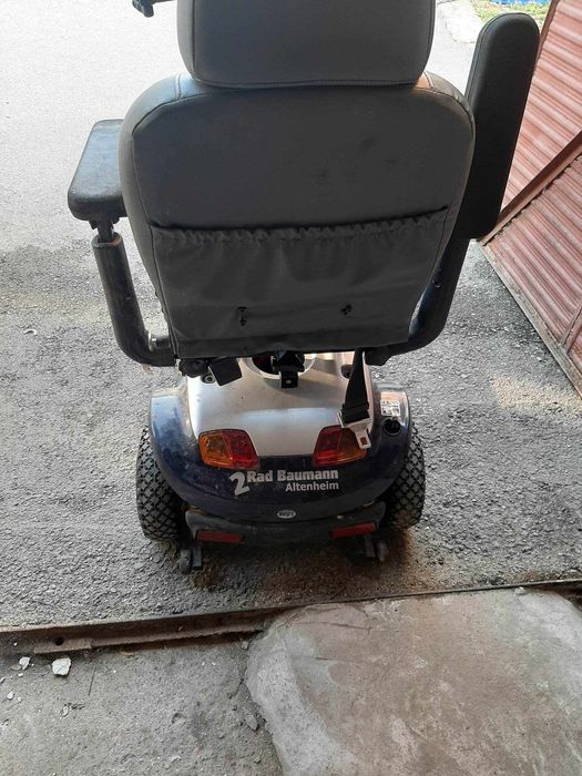 Продавам използвана електеическ аколичка