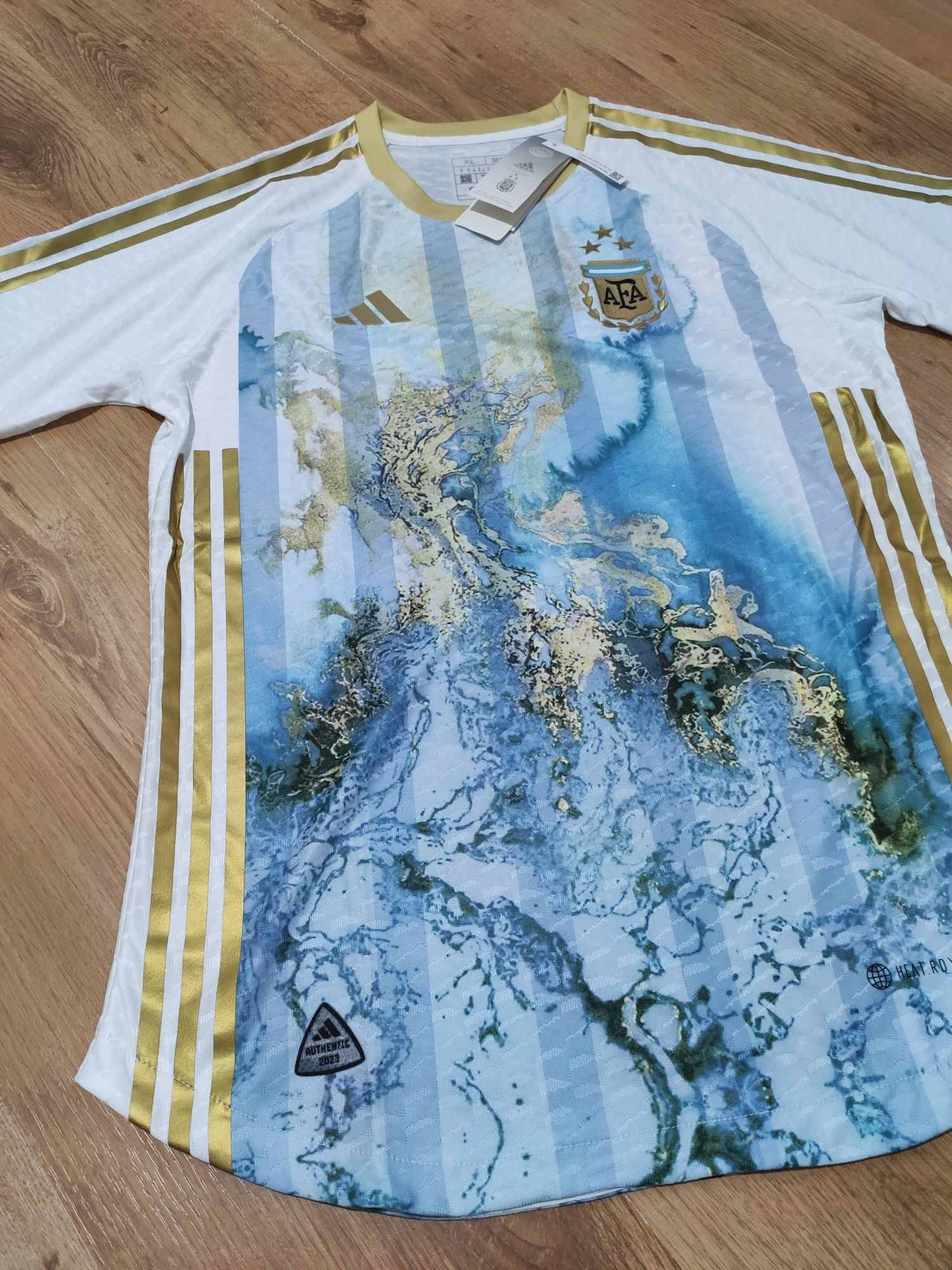 Tricou Adidas Naționala Argentinei fan concept mărimea L