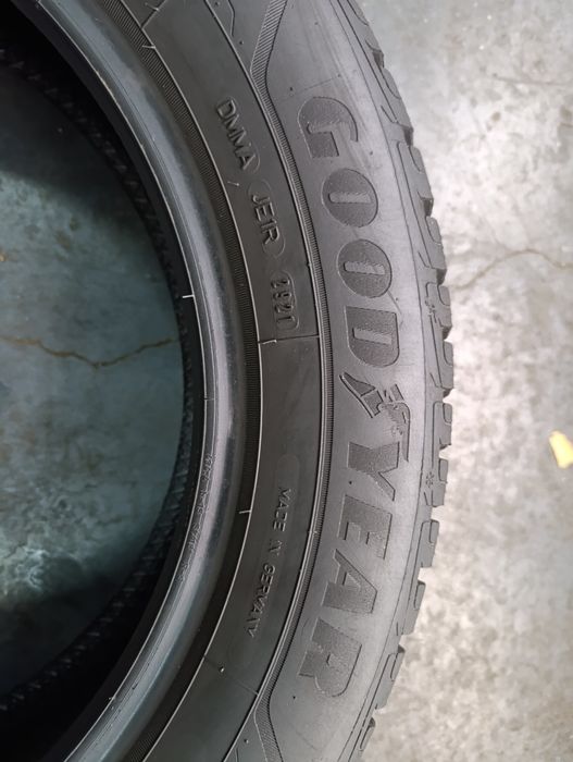 Anvelope de iarnă 205 60 17 Goodyear Ultragrip performance+ dot 2021