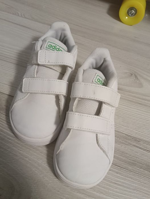 Vand adidasi copii