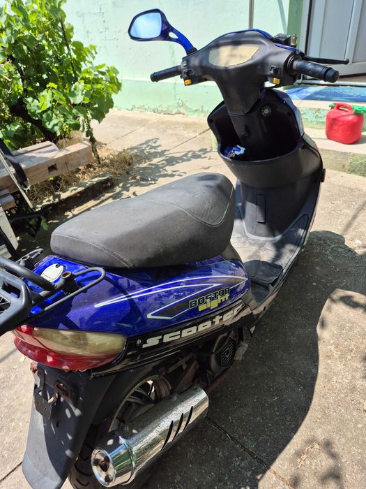 Vand scuter de 49 ccm stare buna