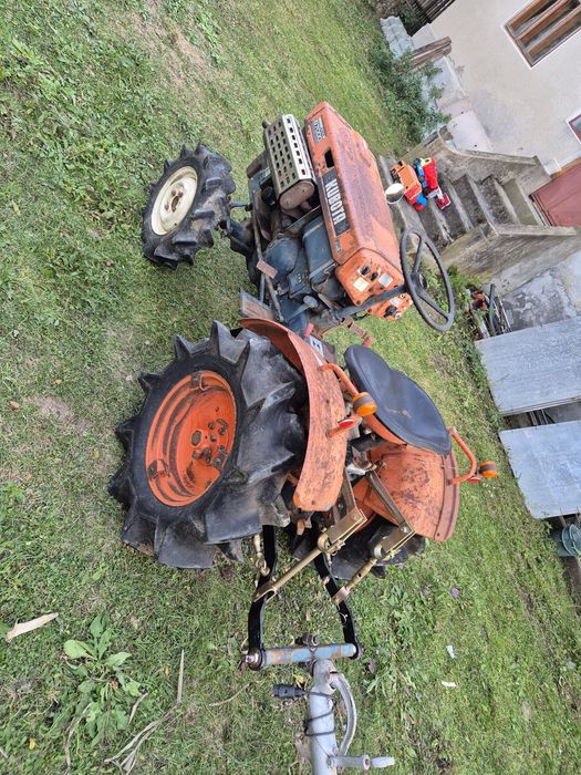 Tractor Kubota B7000 4x4