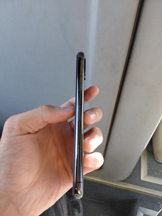 Айфон xs в отличном состоянии.