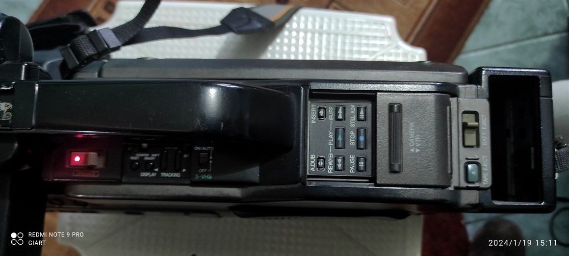 Panasonic MS4- SVHS - cu valiza originală