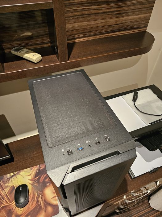 Геймърски компютър AMD Ryzen 5 5600X / RX 6700 XT