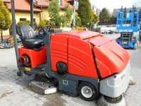 2 броя Машини за почистване на бетонни площадки паркинзи халета HAKO 1