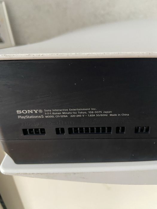 Конзола PS5 Disc Edition + Игра