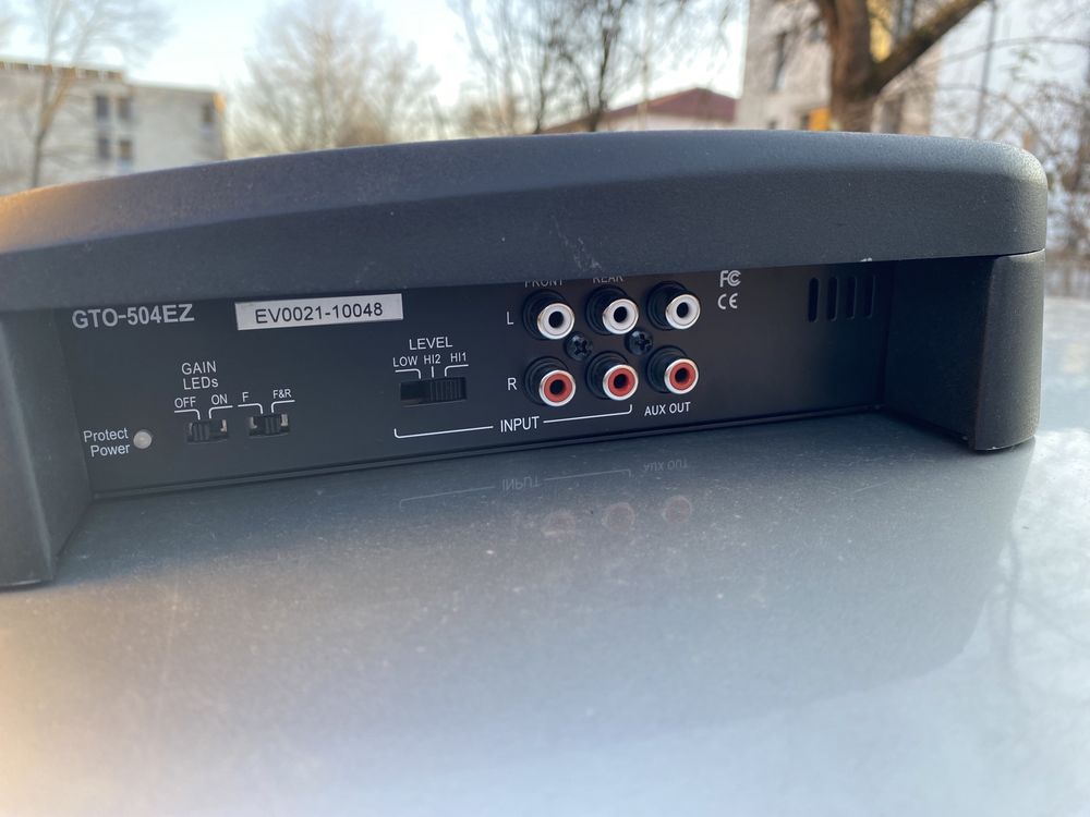 Vand Amplificator JBl GTO-504EZ