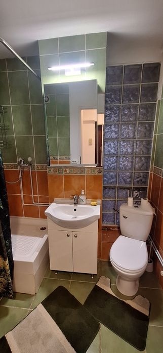 Inchiriez garsoniera