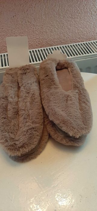 Дамски пантофи от полиестер