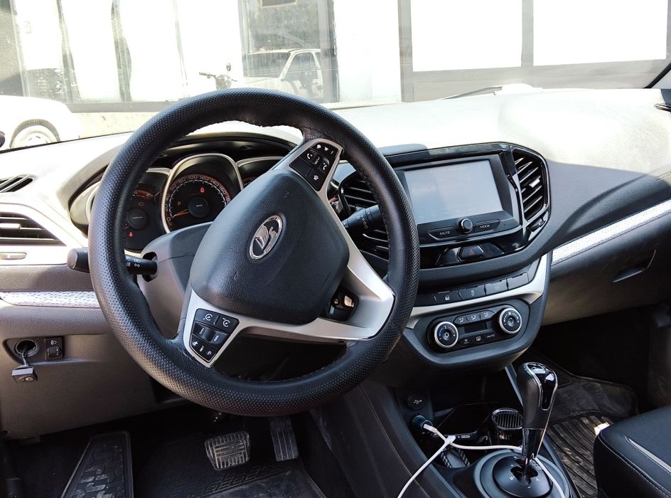 Lada Vesta Cross 1.8 avtomat